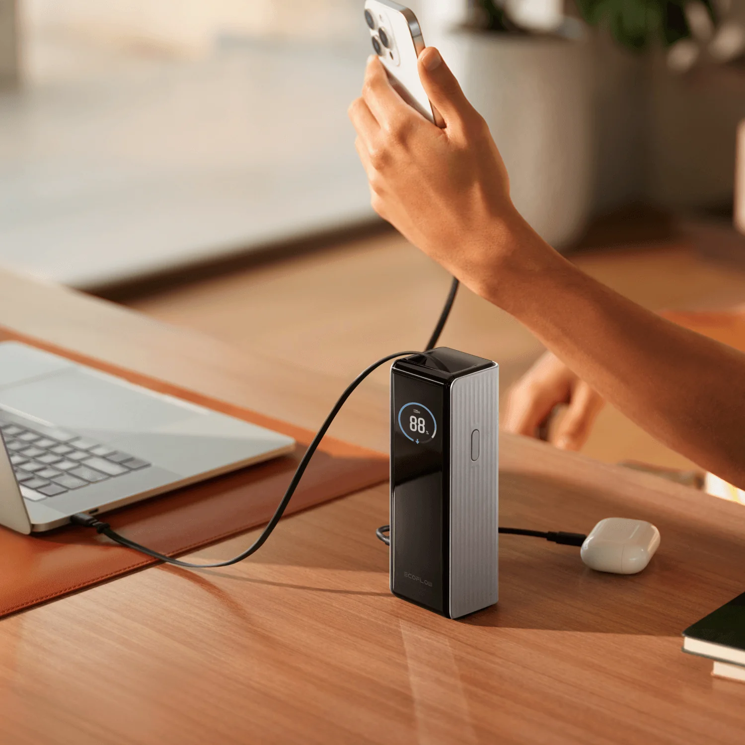 EcoFlow RAPID 25000mAh Power Bank in Verde, cavi retrattili - Image 5